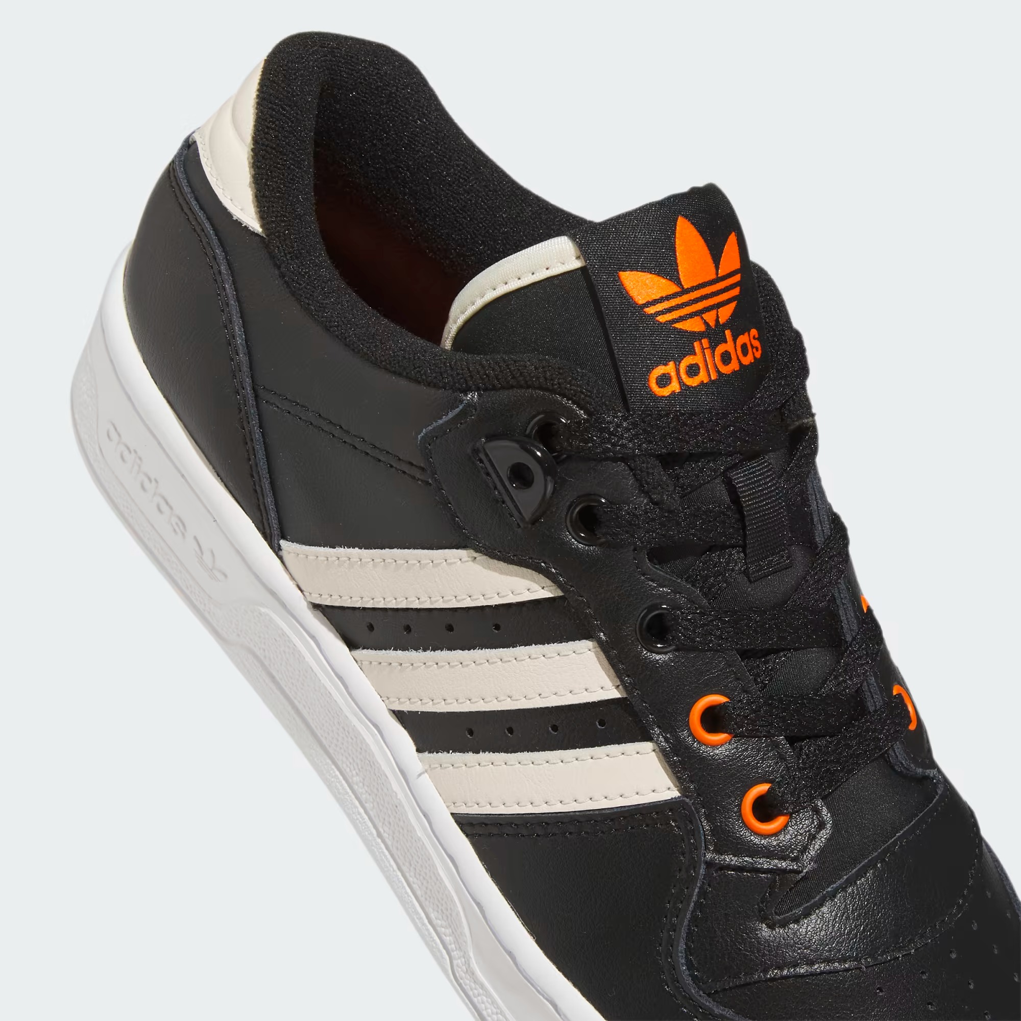 Rivalry Low Shoes Adidas - Imagen 4
